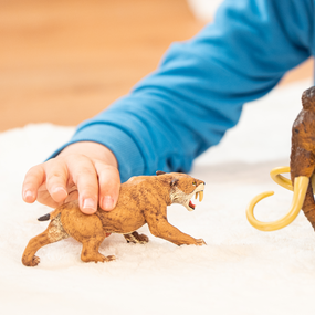 Smilodon figurine